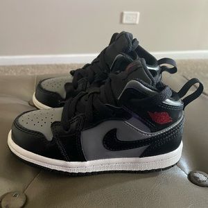 Nike Air Jordan Retro 1 Size 8c (TD)